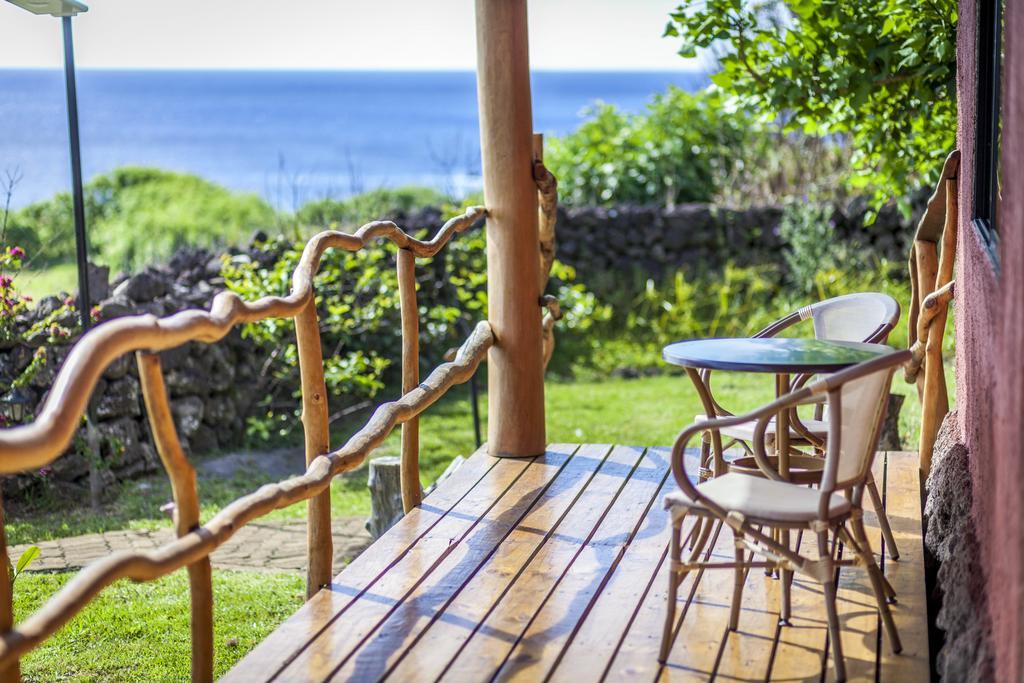 Pikera Uri Eco Lodge Hanga Roa Buitenkant foto