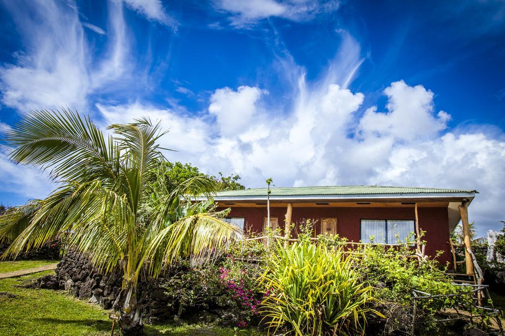 Pikera Uri Eco Lodge Hanga Roa Buitenkant foto