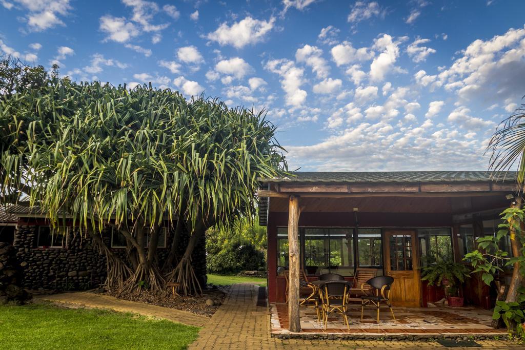Pikera Uri Eco Lodge Hanga Roa Buitenkant foto